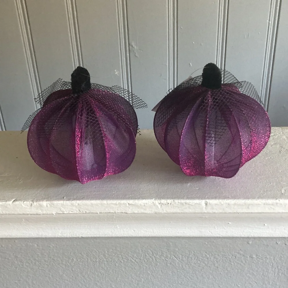 NWT- 2- Elegant Purple Lace Covered Light Up LED Halloween Pumpkin Decorations